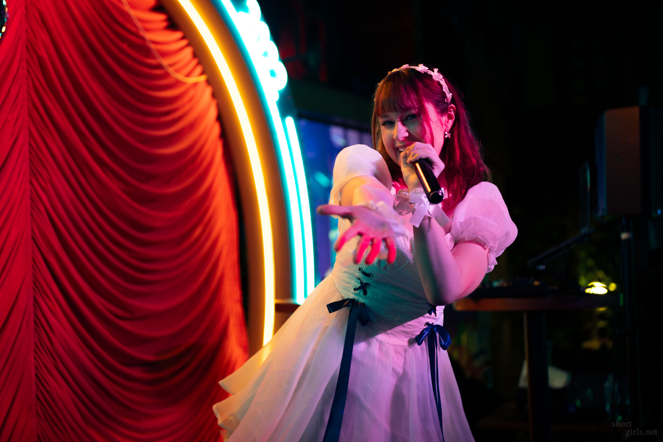 Idol Kura V4